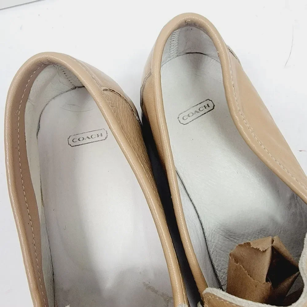 Vintage Coach Made in Italy Soft Beige Leather Loafer Flar  Size 7.5